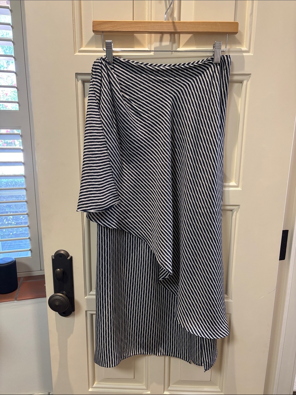 NWOT Armani Collezioni silk skirt